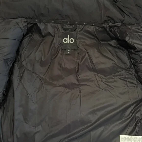 Alo Yoga Black Women's Glacier Puffer - Picture 3 of 8